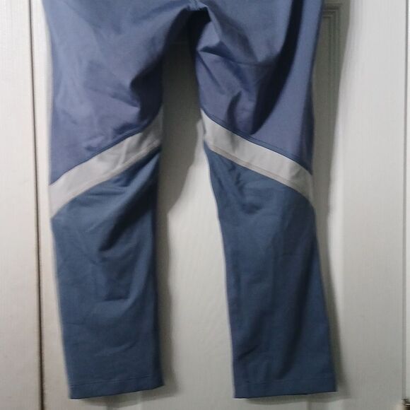 UNDER ARMOUR WOMENS HEATGEAR COMPRESSION MILEAGE GRAPHIC CAPRI BLUE Sz M NWOT - Picture 5 of 10